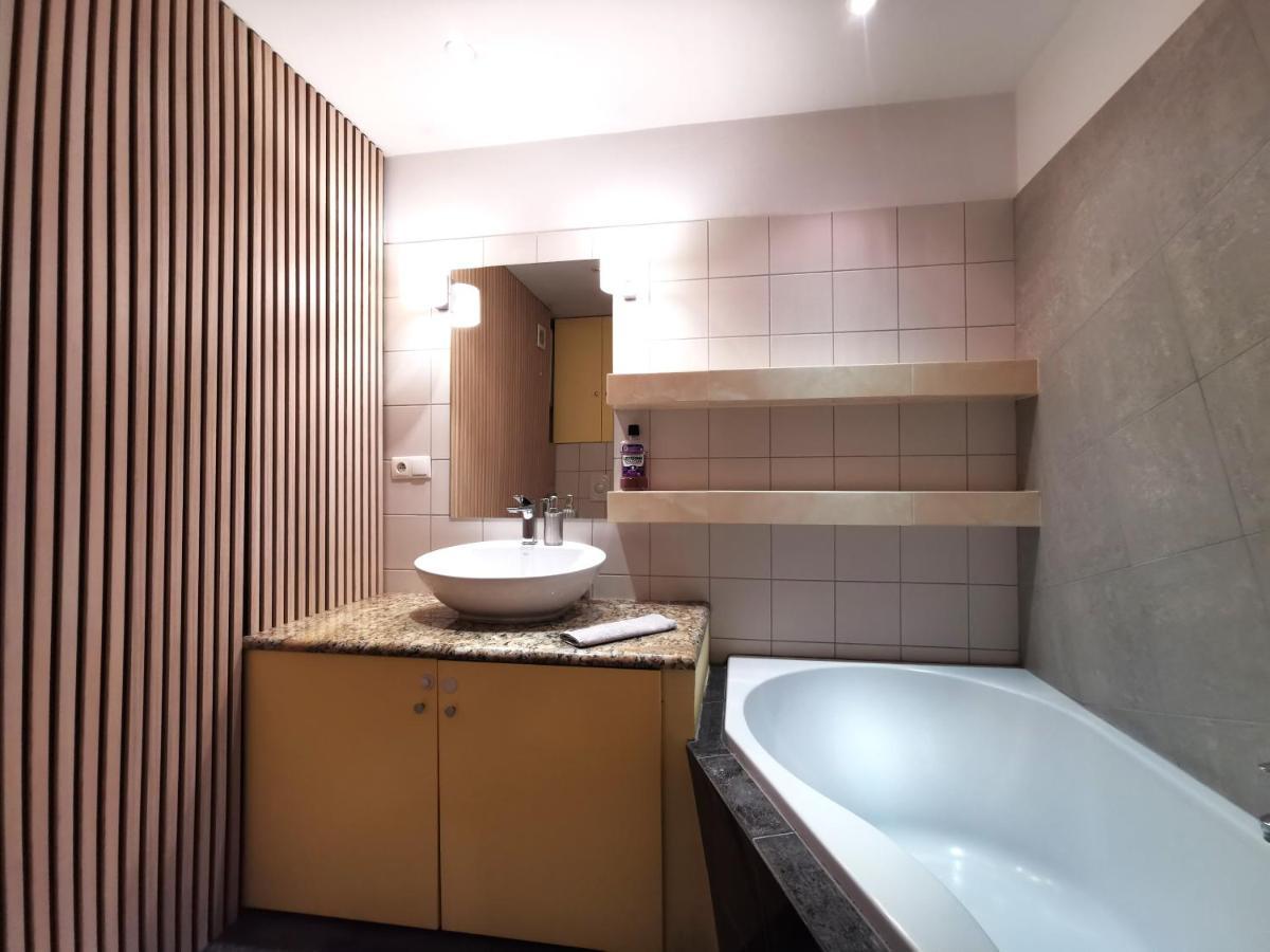 Nozownicza Apartment ~ Self Check-In 24H ~ Lift ヴロツワフ エクステリア 写真